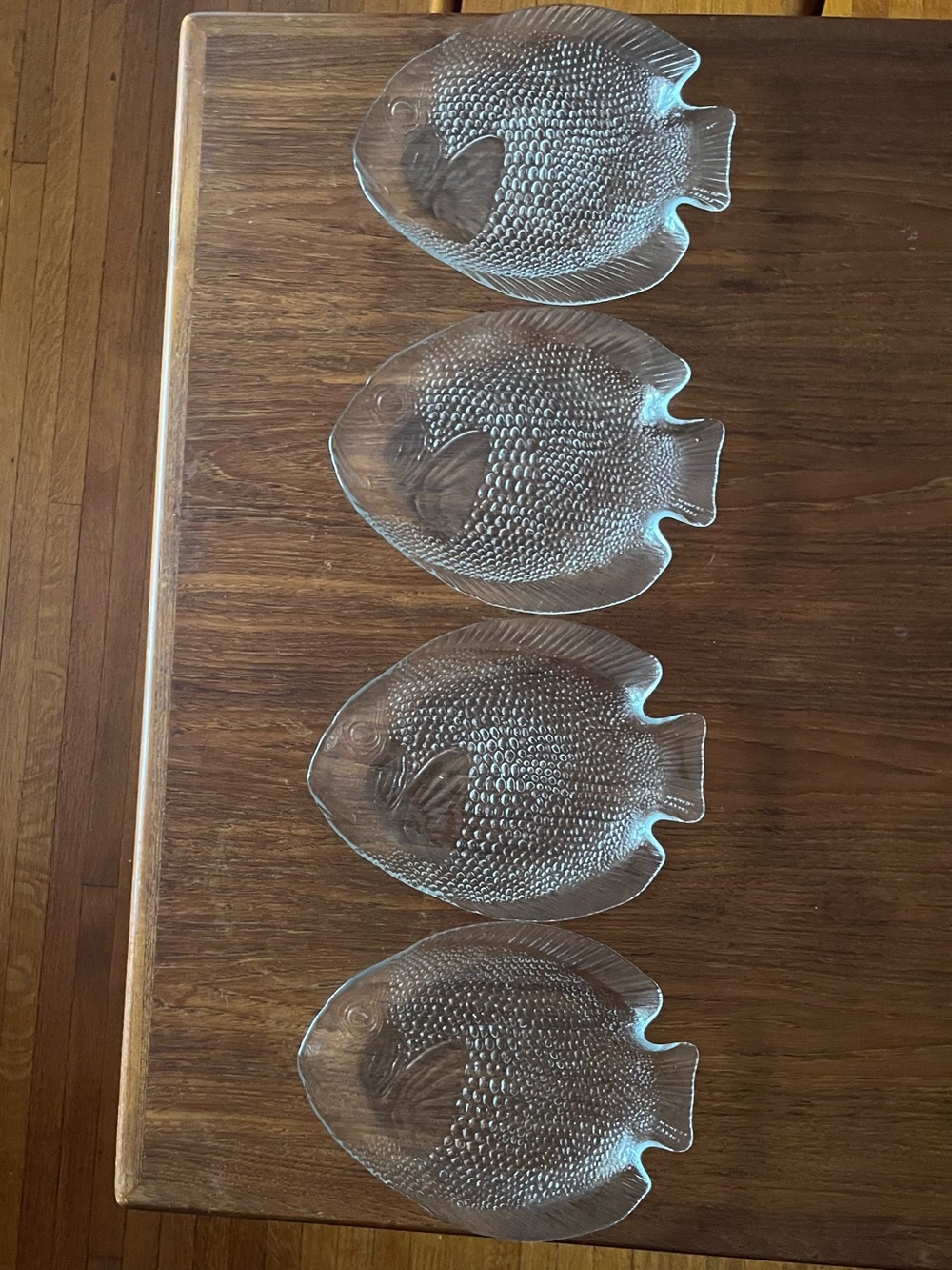 ARCOROC Clear Fish-Shaped Glass Appetizer Plates - Set of 4